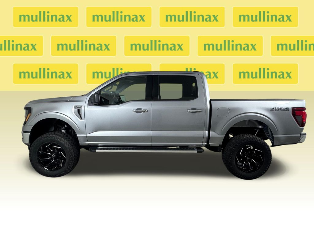 Certified Used 2025  Ford XLT image 10