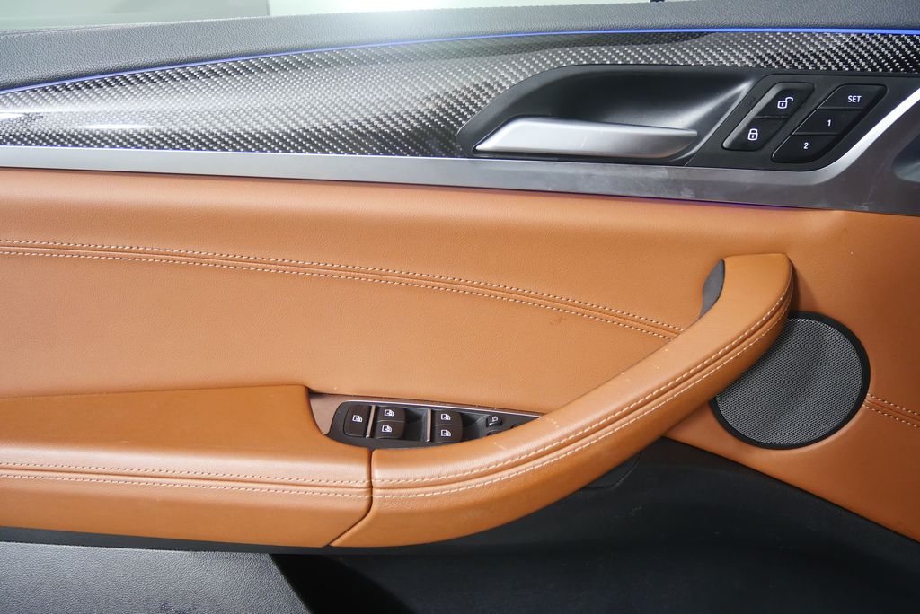 Thumbnail: 2024 BMW X4 - 9