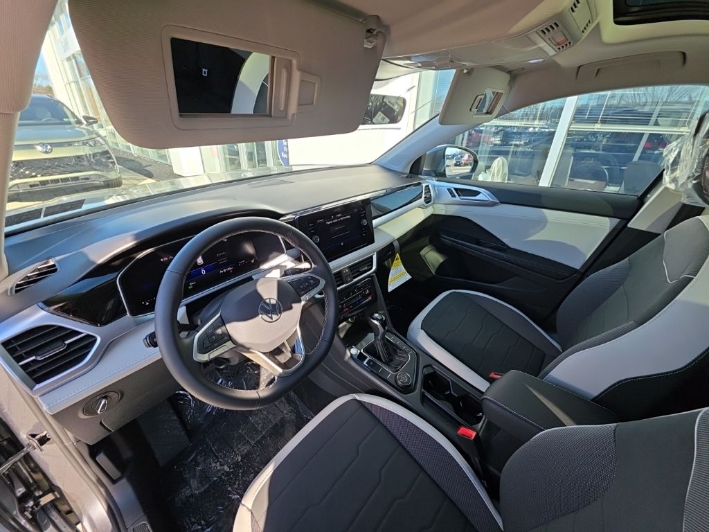 2026 Volkswagen Taos 1.5T SE Gray at Sutliff Volkswagen