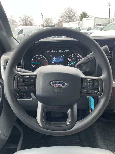 2025 Ford F-450 Chassis XL