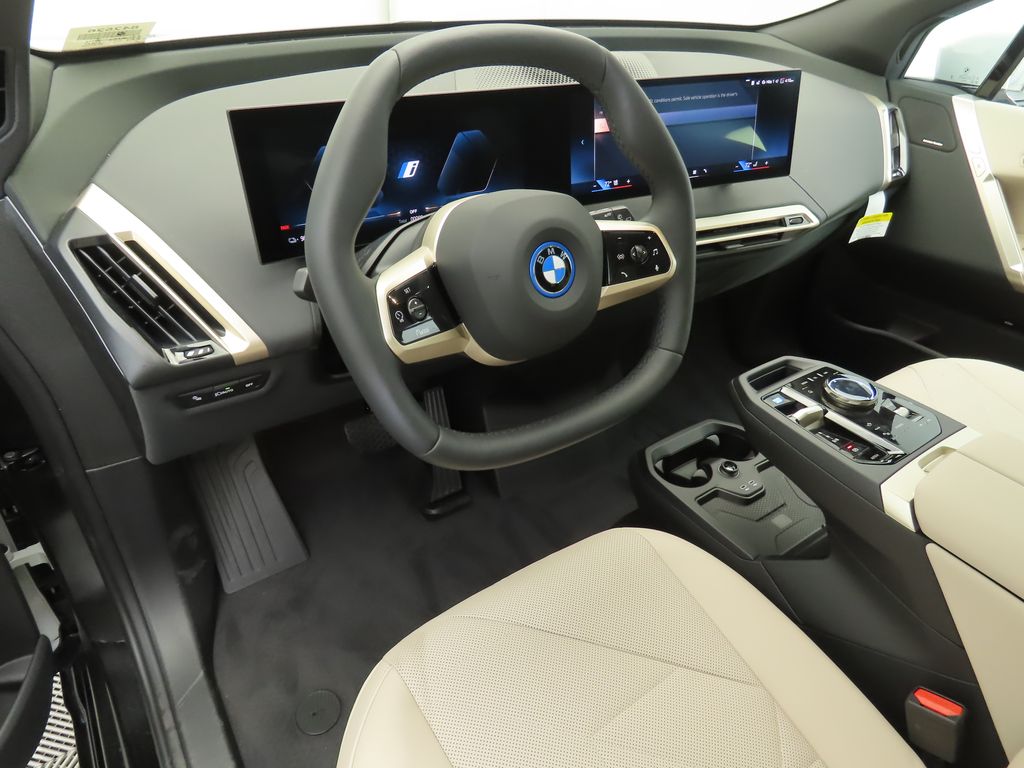 2025 BMW iX xDrive50 9