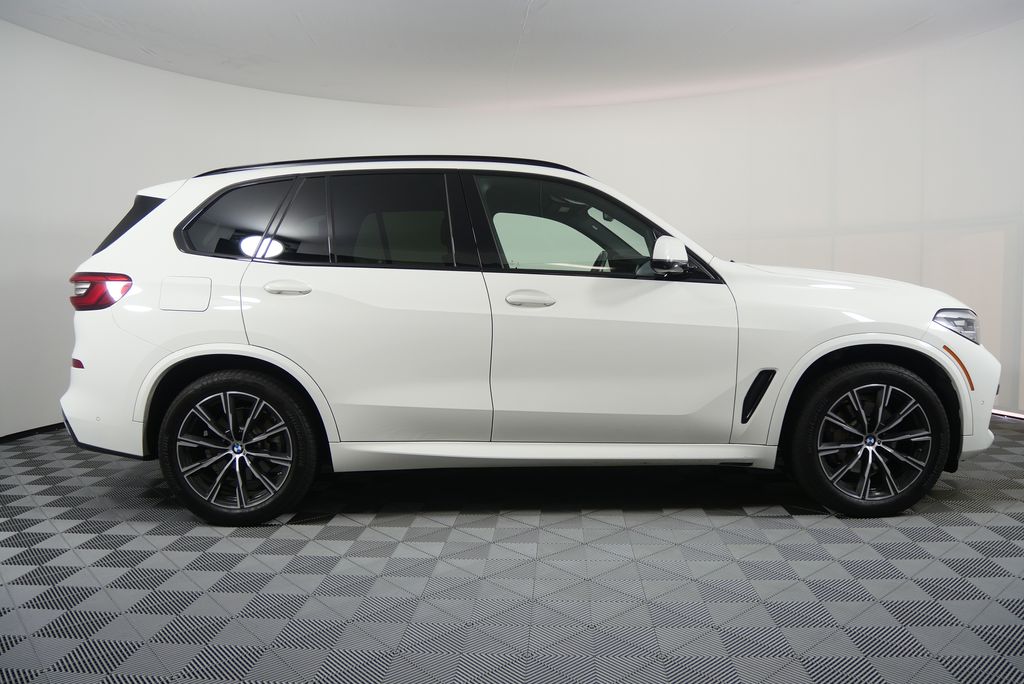 Thumbnail: 2020 BMW X5 - 2