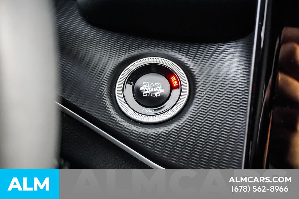 Used 2025 Silver Jeep Altitude image 30