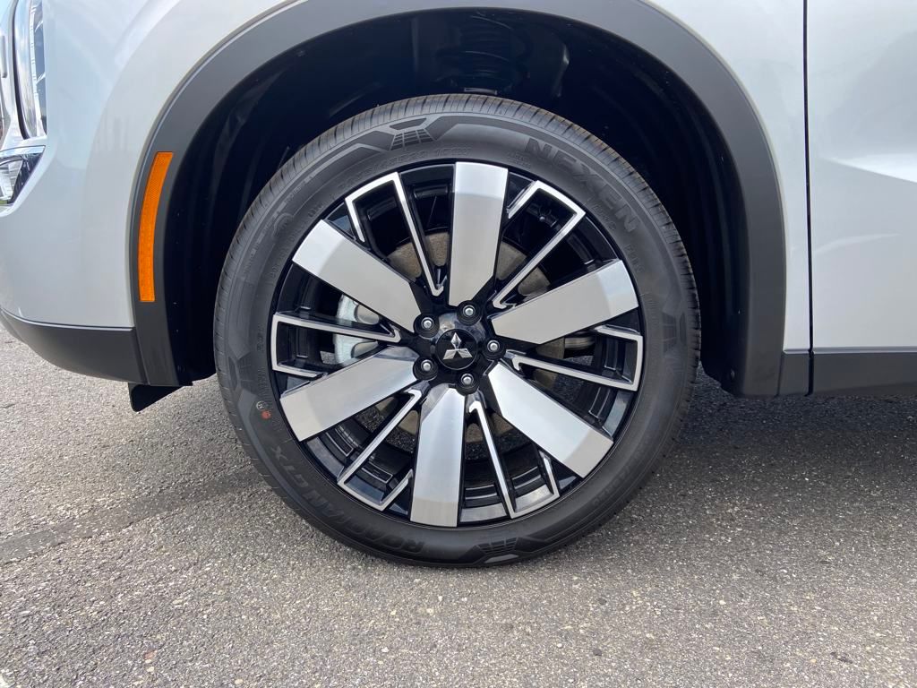 2026 Mitsubishi Outlander SE - 8