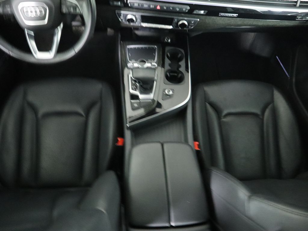 Thumbnail: 2019 Audi Q7 - 17