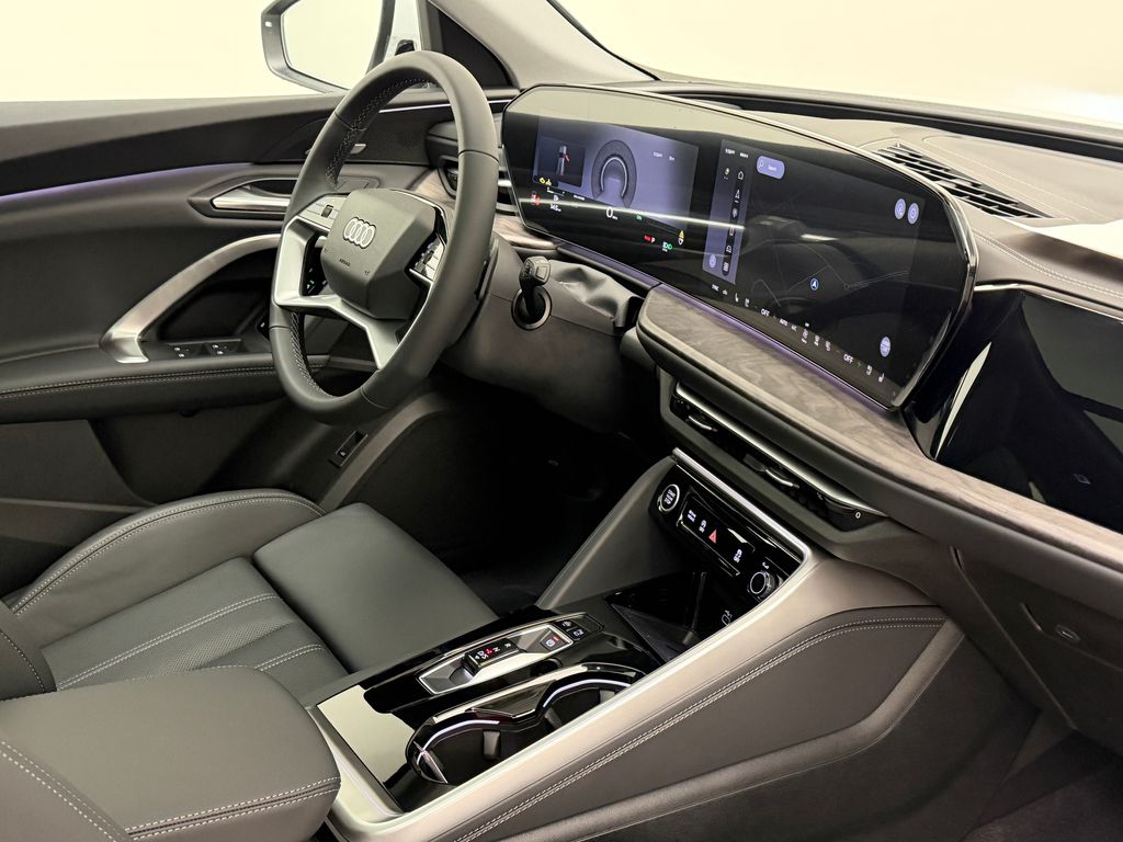 Thumbnail: 2026 Audi Q5 - 12