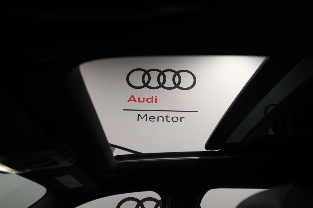 Thumbnail: 2018 BMW X1 - 12