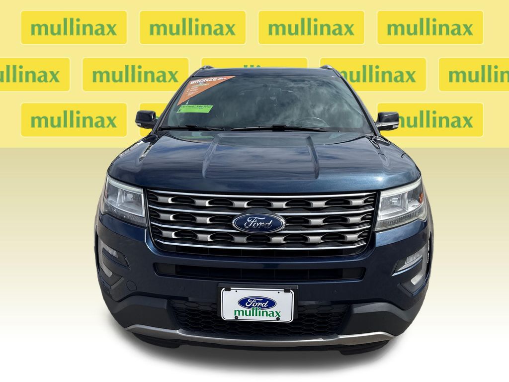 Used 2017 Blue Ford XLT image 10