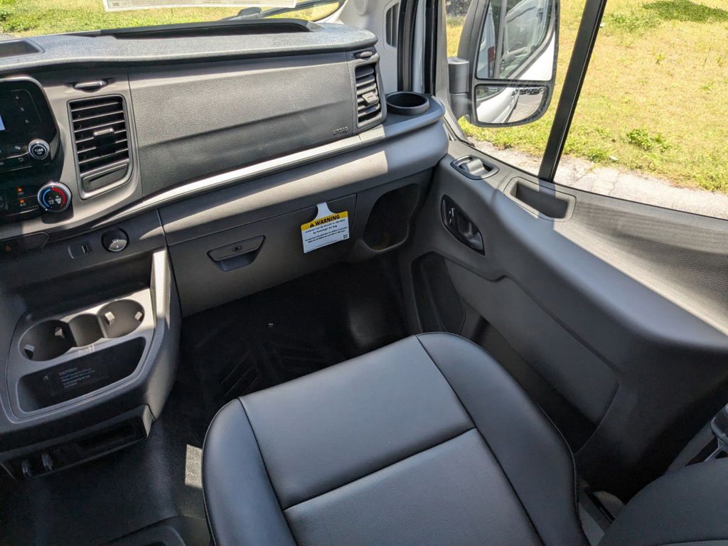 2025 Ford Transit 250