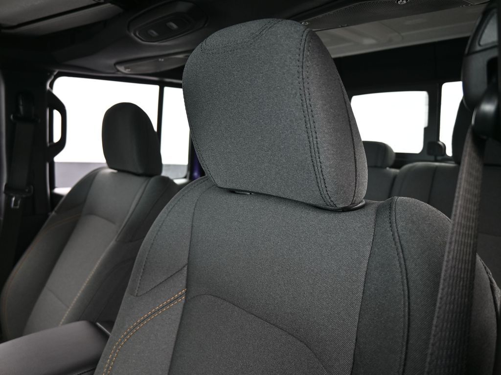 New 2026 Reign Jeep Sport image 14