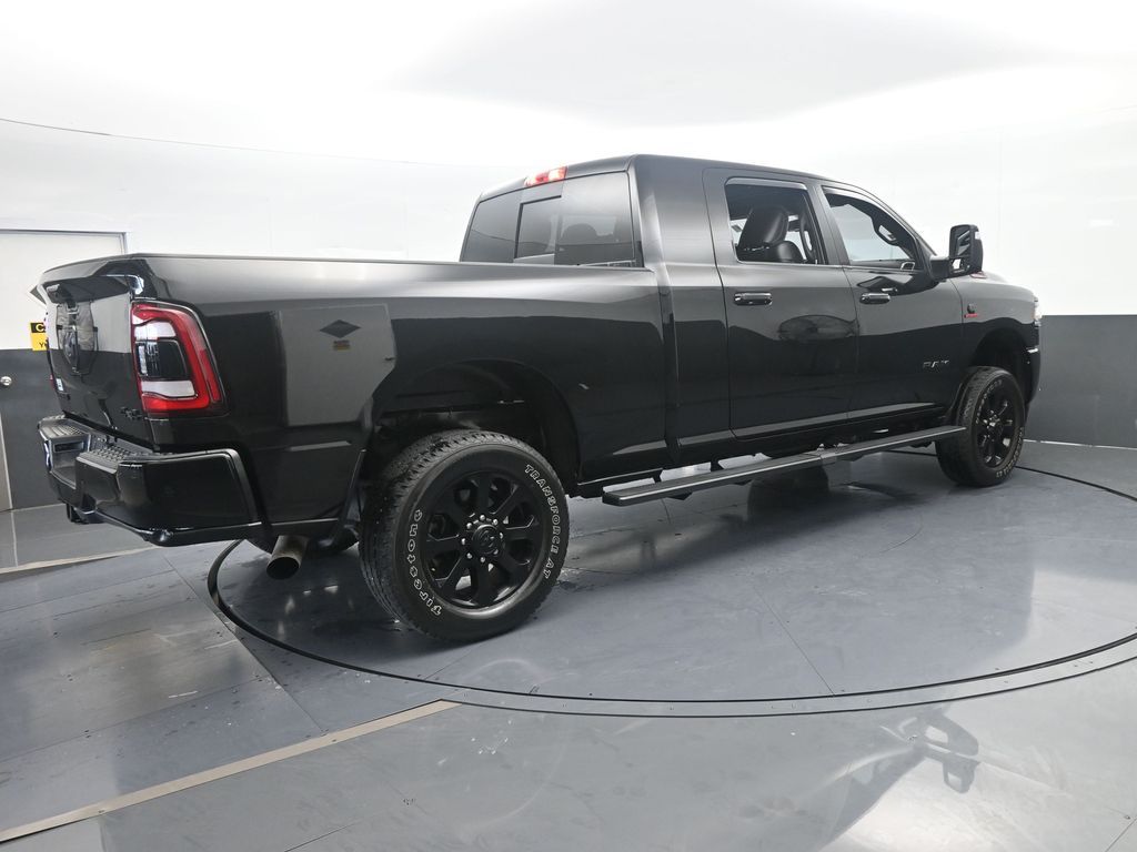 Used 2024 Diamond Black Crystal Pearlcoat Ram Laramie image 6