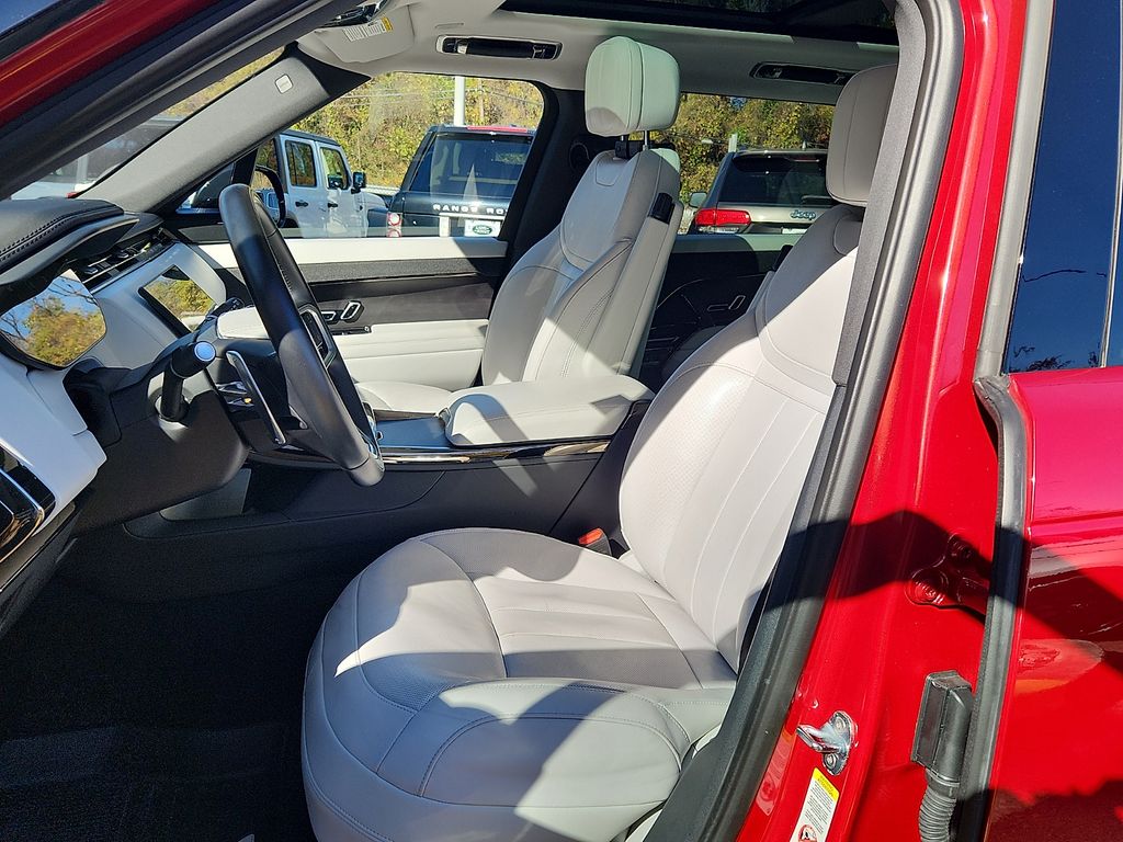 Thumbnail: 2023 Land Rover Range Rover Sport - 13