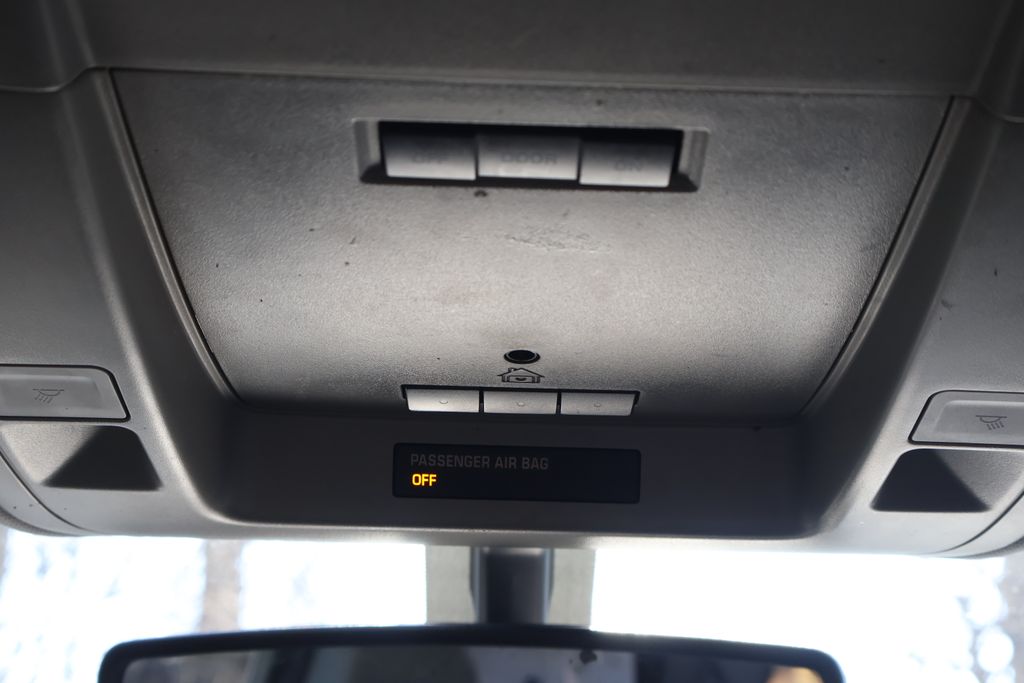 Thumbnail: 2014 Chevrolet Silverado 1500 - 25