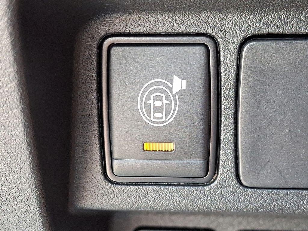 2026 Nissan Frontier — photo 16