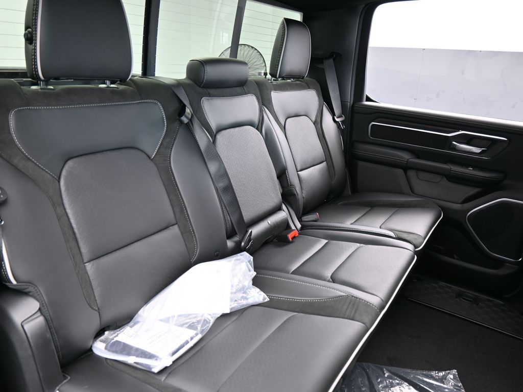 New 2026 Diamond Black Crystal Pearlcoat Ram Laramie image 41