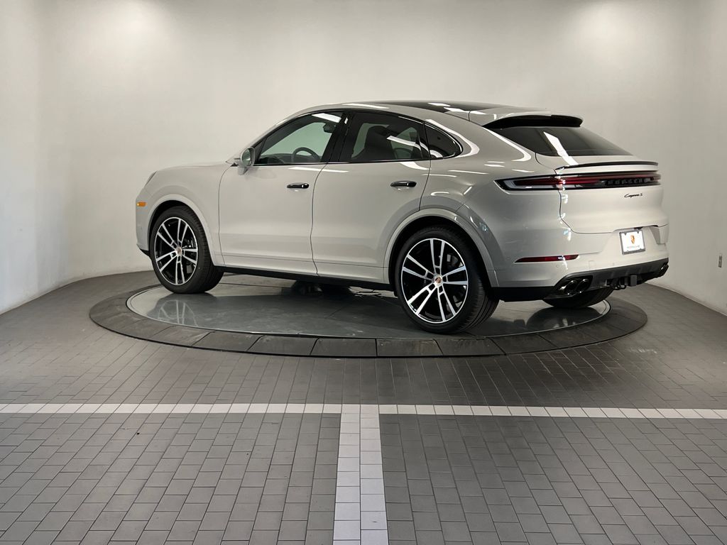 Thumbnail: 2026 Porsche  - 3