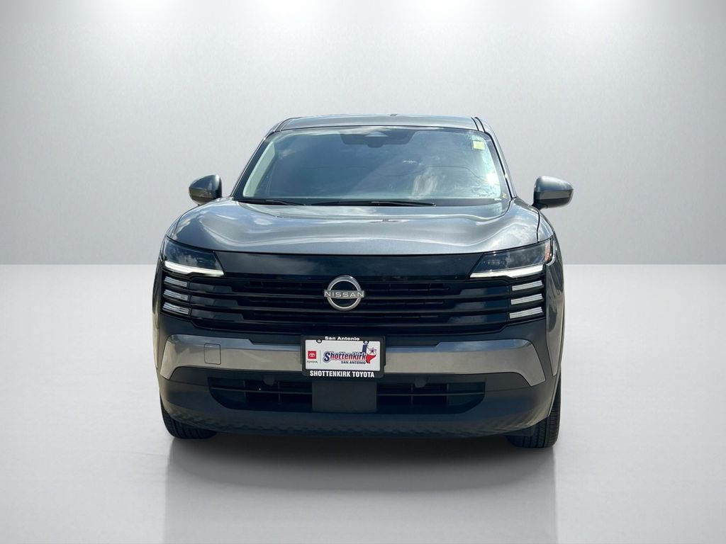 Used 2025 Nissan Kicks SUV