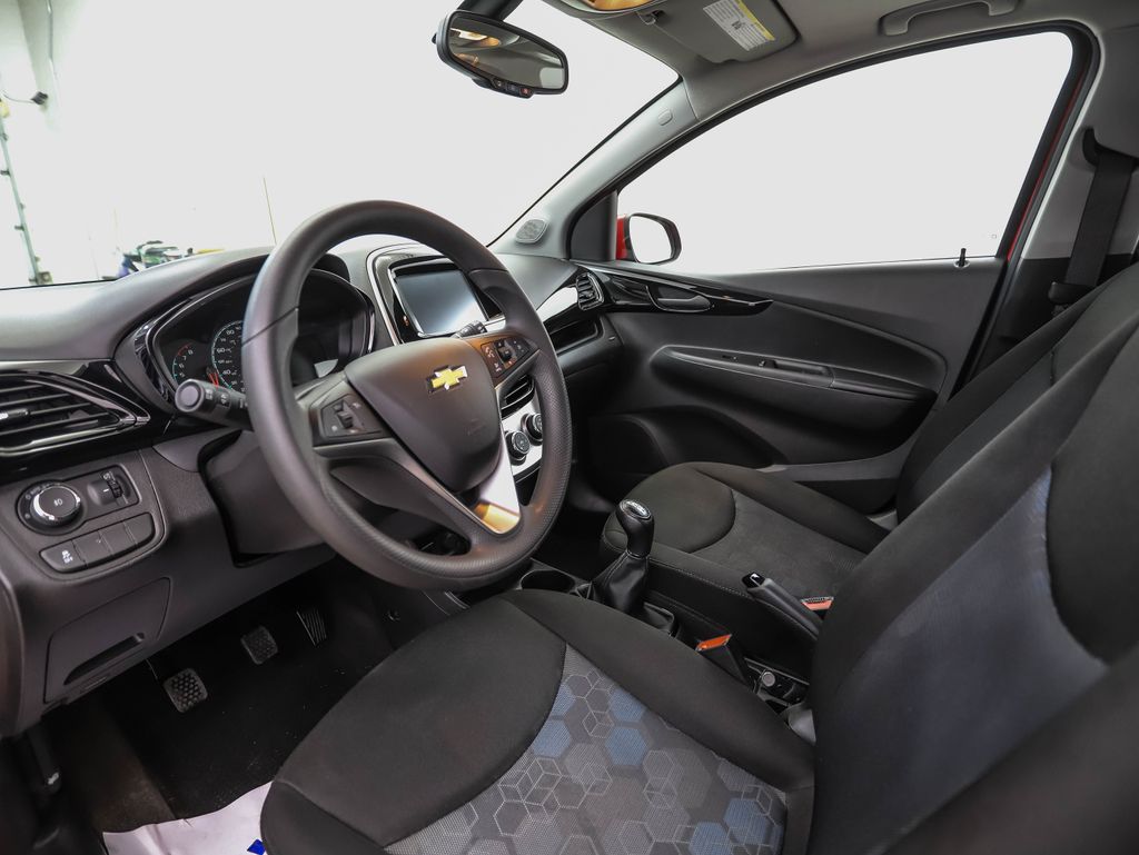 Thumbnail: 2017 Chevrolet Spark - 9