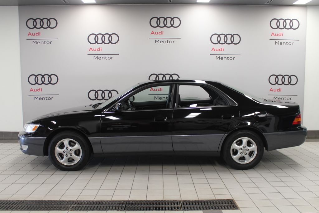 Thumbnail: 1997 Lexus ES - 3