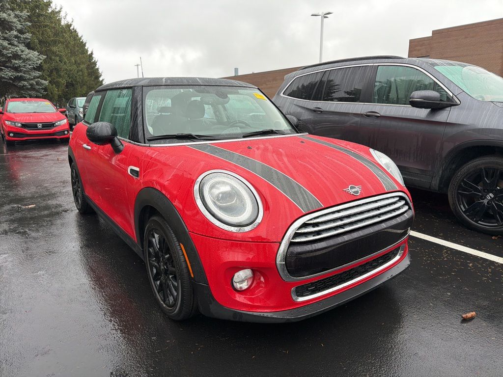 Thumbnail: 2019 MINI Cooper - 4