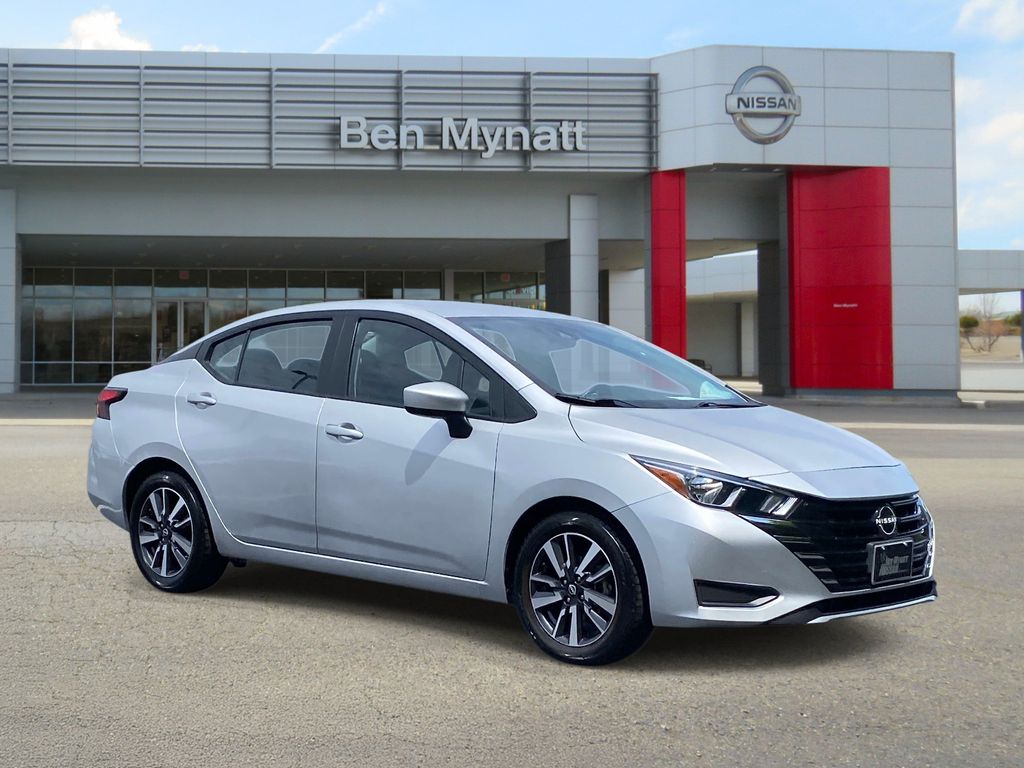Brilliant Silver Metallic 2024 Nissan Versa Sedan Front-Wheel Drive Continuously Variable Transmission
