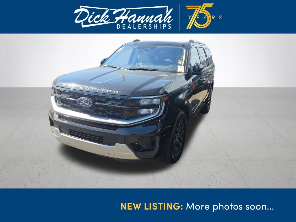 Black Metallic 2025 Ford Expedition Platinum 4WD SUV / Crossover Four-Wheel Drive Automatic