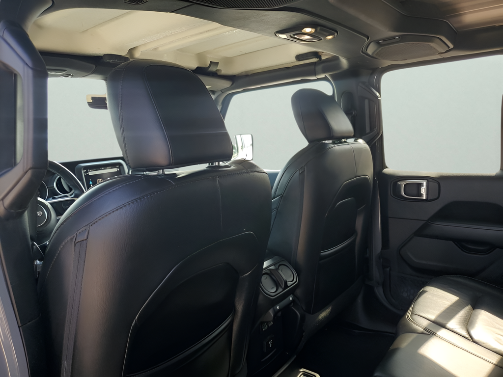 Used Car 2019 Jeep Wrangler  Unlimited Sahara For Sale Under $25,000 In Austin, Texas