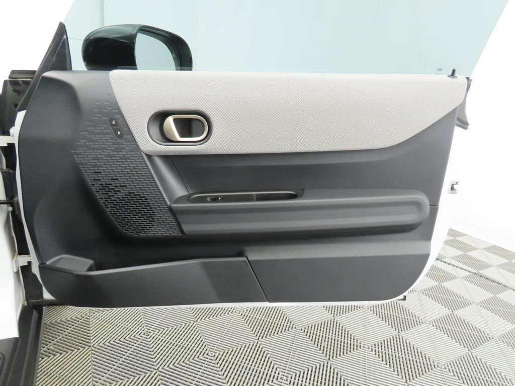 Thumbnail: 2025 MINI Cooper - 23