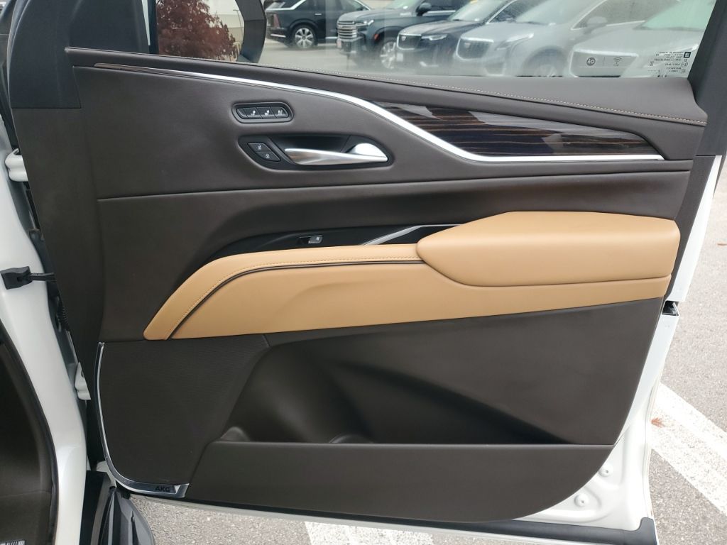 Used Car 2023 Cadillac Escalade Esv  Premium For Sale Under $70,000 In Austin, Texas