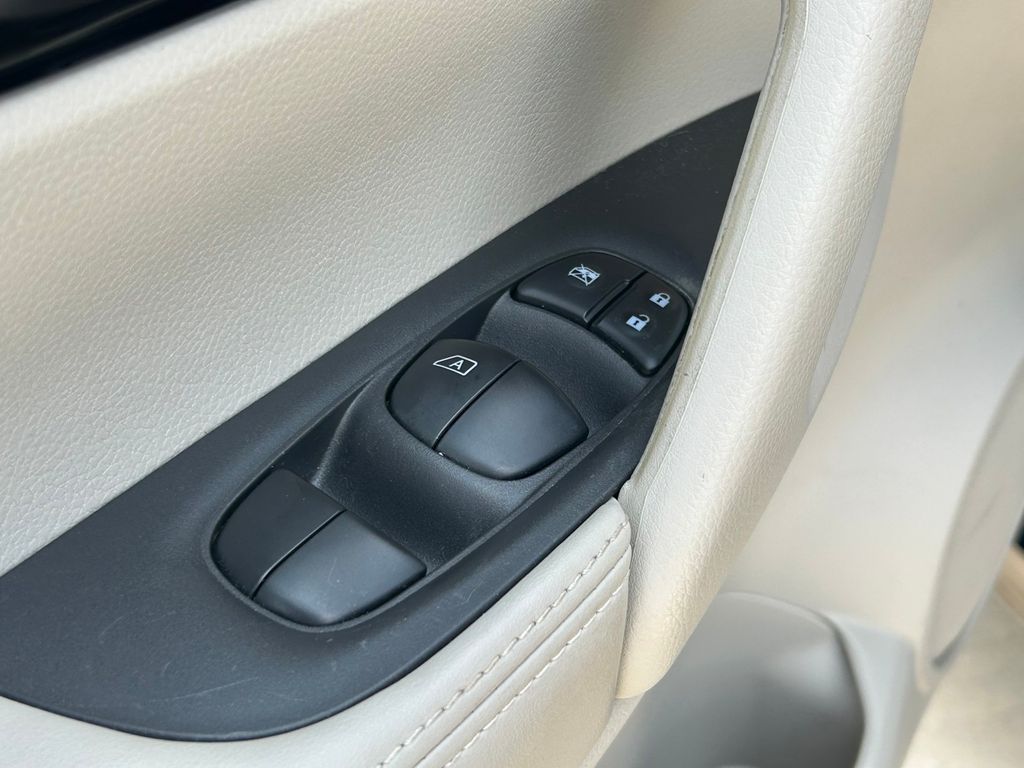Used 2020 Nissan Rogue Sport SUV