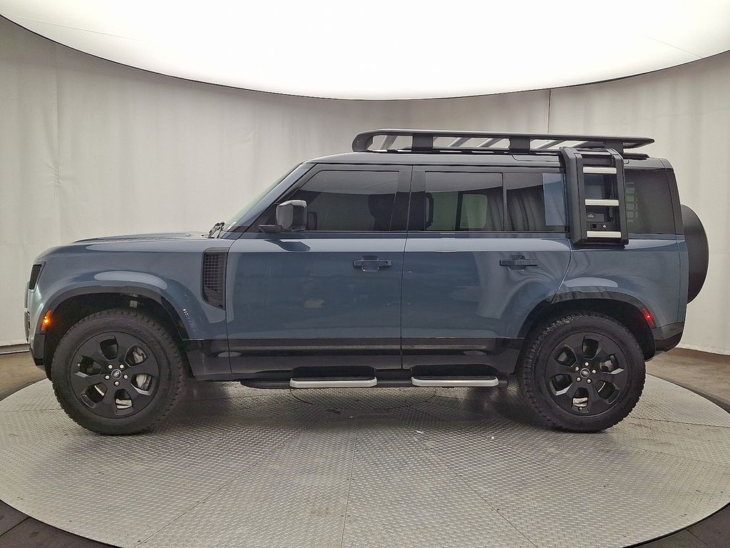 Thumbnail: 2023 Land Rover Defender - 7