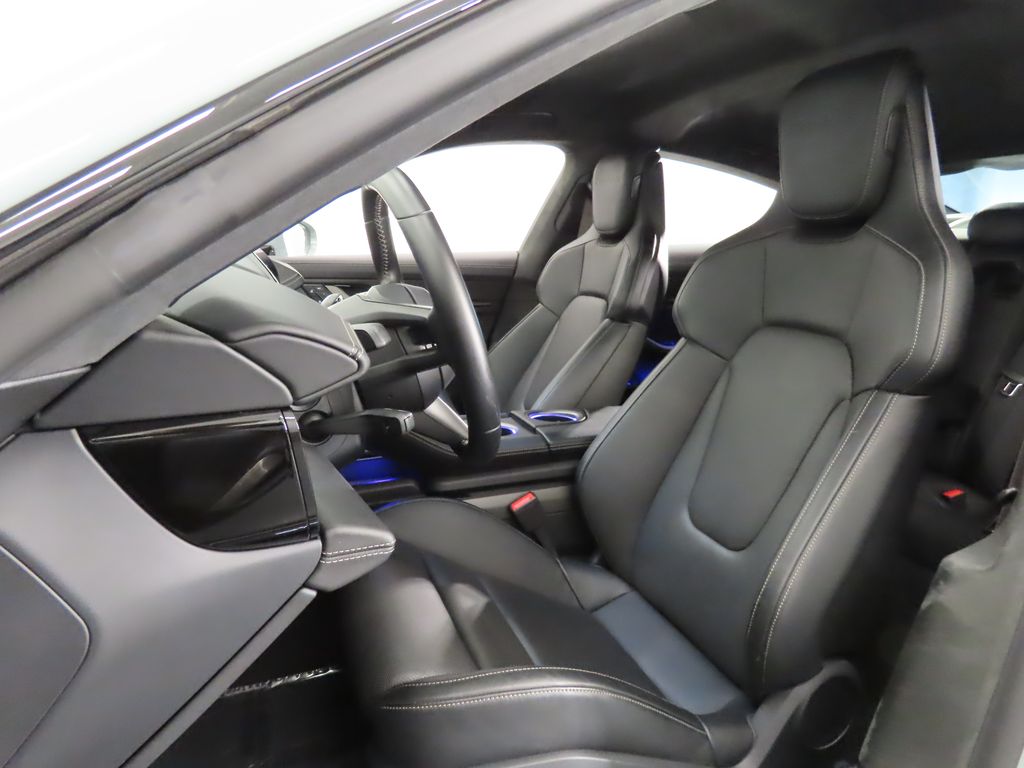 Thumbnail: 2025 Porsche Taycan - 5