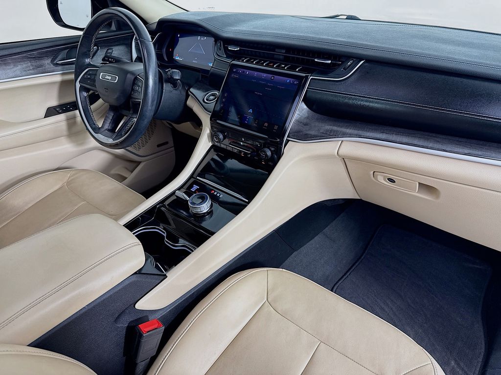 Used Car 2021 Jeep Grand Cherokee L  Limited For Sale Under $25,000 In Austin, Texas