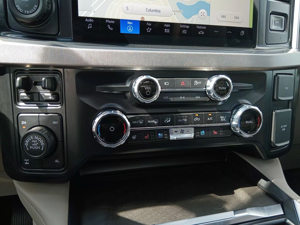 2026 Ford F-250 Super Duty Platinum