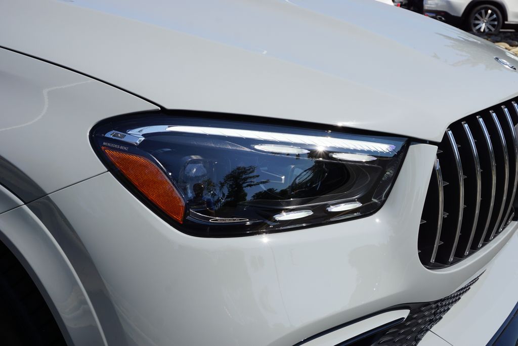 Thumbnail: 2026 Mercedes-Benz GLE - 10