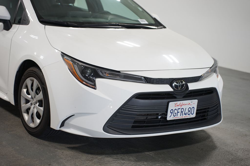 Thumbnail: 2023 Toyota Corolla - 4