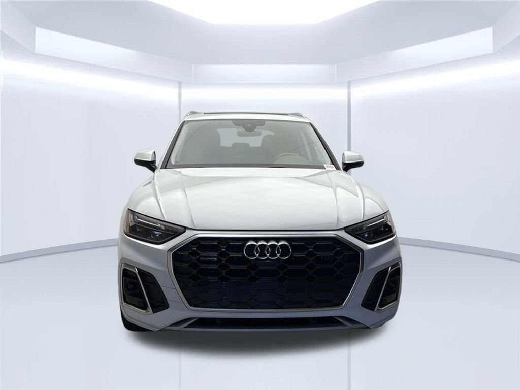 Thumbnail: 2023 Audi Q5 - 13