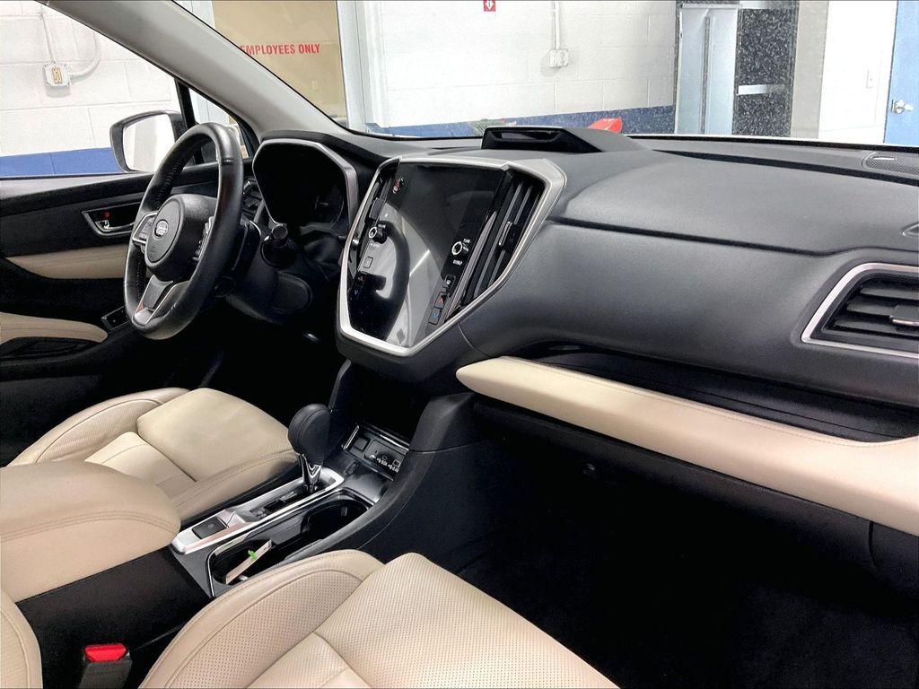 2023 Subaru Ascent — photo 14