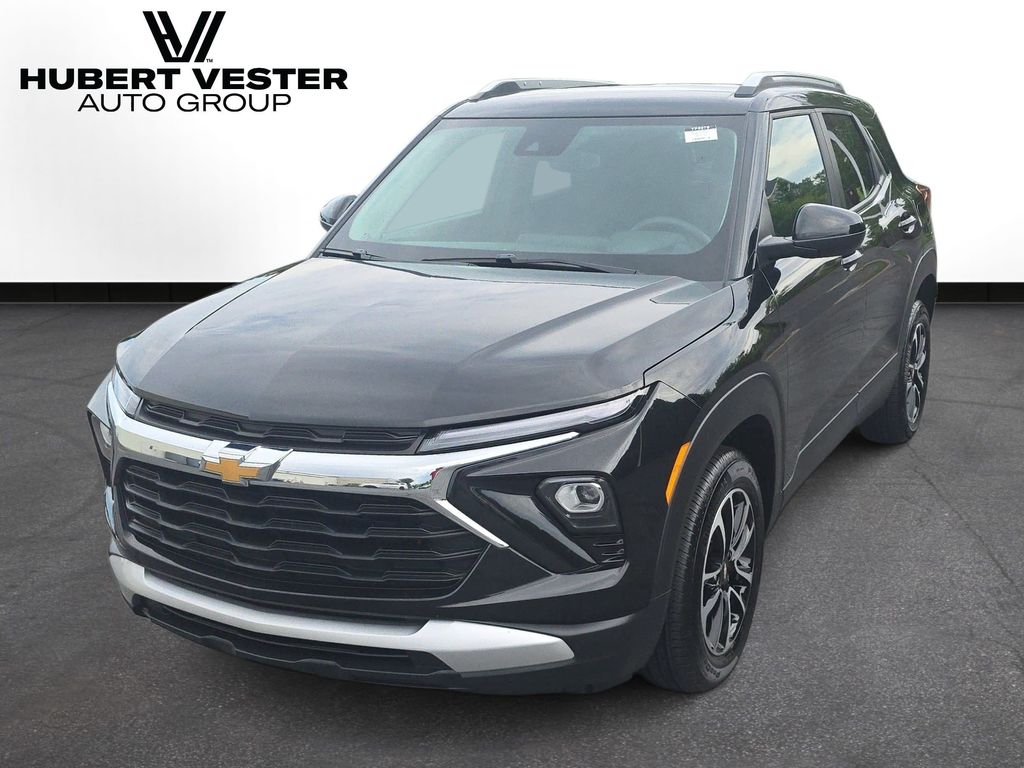 Used 2025 Chevrolet TrailBlazer SUV