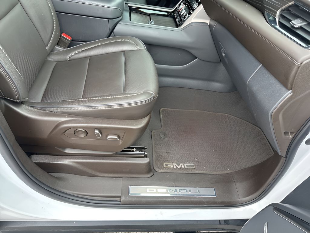 Used Car 2022 Gmc Yukon Xl  Denali For Sale Under $50,000 In Austin, Texas