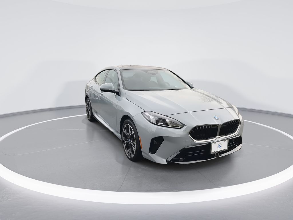 Thumbnail: 2025 BMW 2 Series - 2