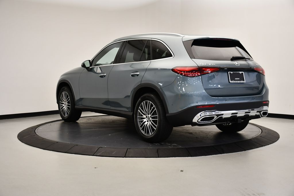 Thumbnail: 2025 Mercedes-Benz GLC - 3