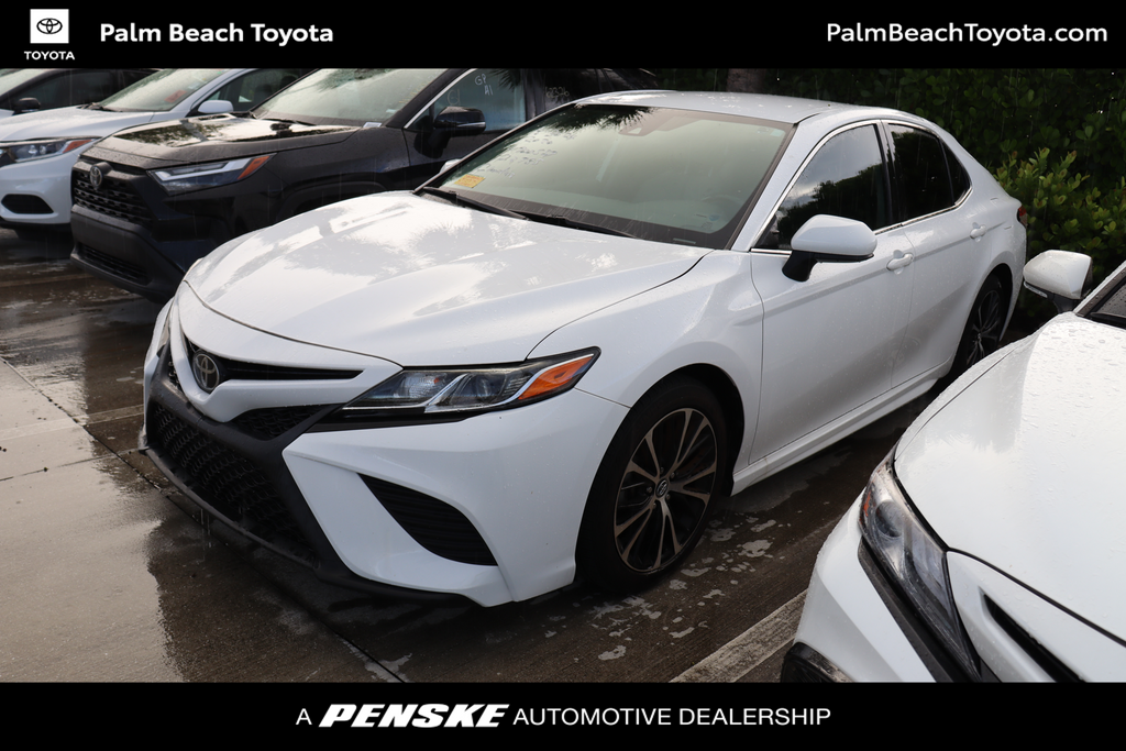 2020 Toyota Camry SE -
                West Palm Beach, FL