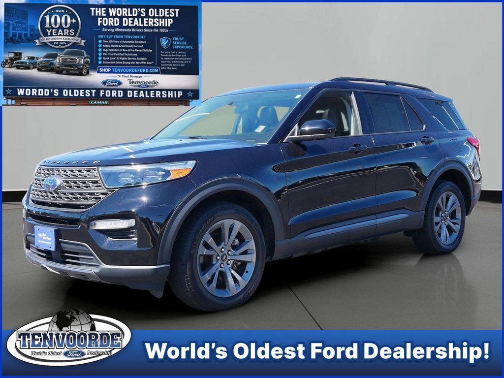 Black Metallic 2022 Ford Explorer SUV / Crossover All-Wheel Drive Automatic