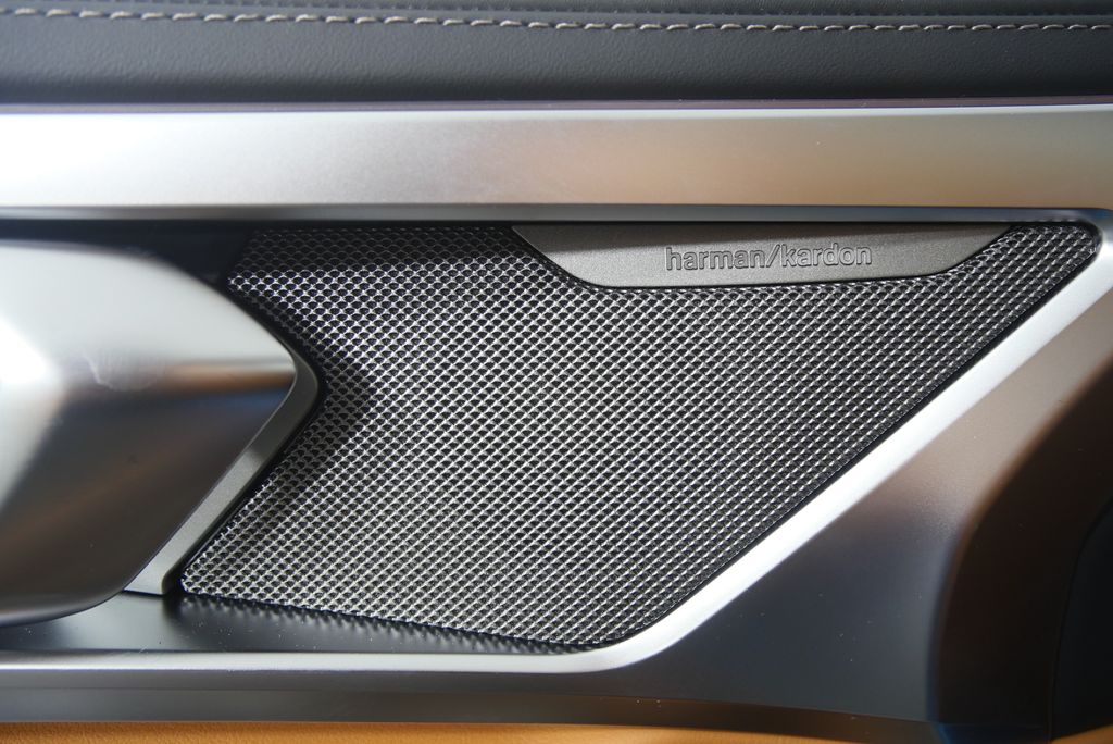 Thumbnail: 2026 BMW 8 Series - 9