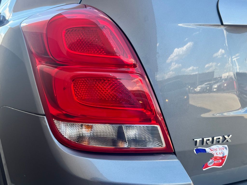 2019 Chevrolet Trax LT 8