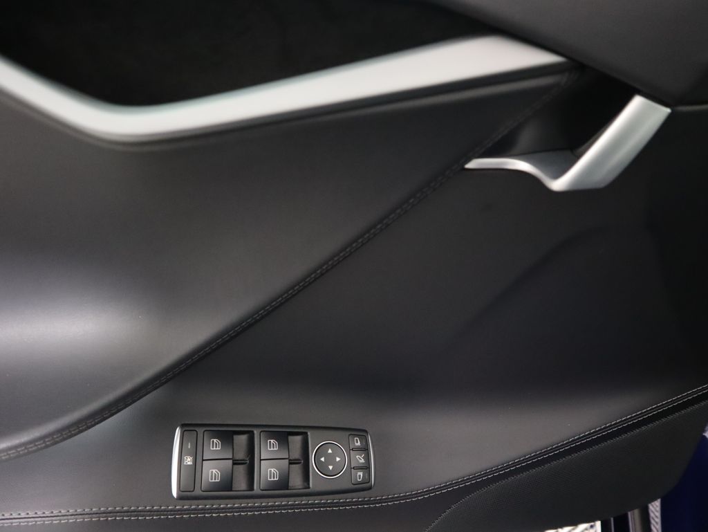 Thumbnail: 2018 Tesla Model S - 24