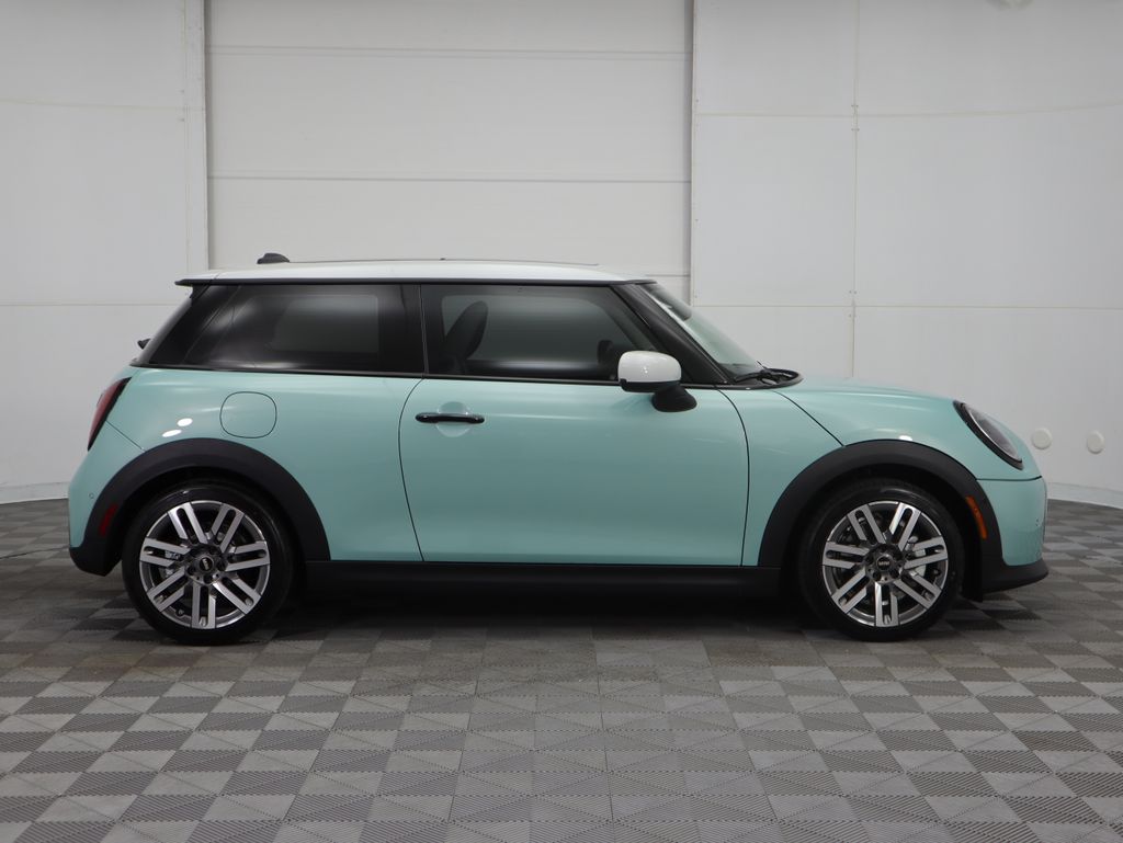 2025 MINI Cooper  4