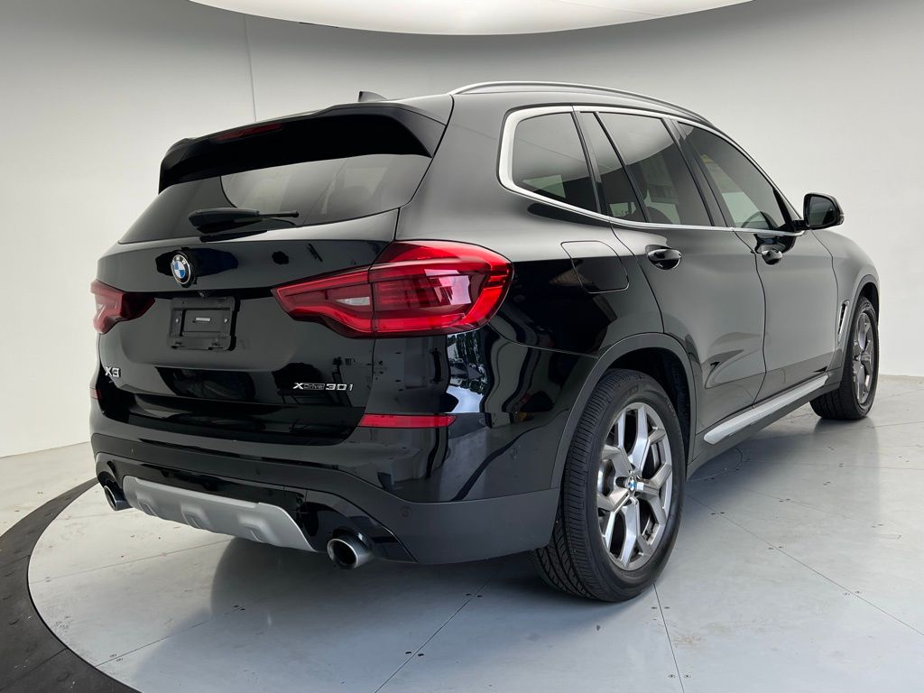 Thumbnail: 2021 BMW X3 - 3