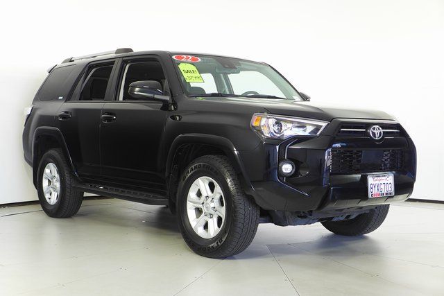 2022 Toyota 4Runner SR5 4